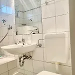 Ruhiges Am Wald Mit Garten Mit Schlafzimmer Und Schlafnische Casa de Férias Aurich