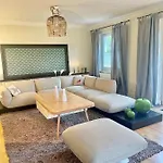 Casa de Férias Ruhiges Am Wald Mit Garten Mit Schlafzimmer Und Schlafnische Aurich