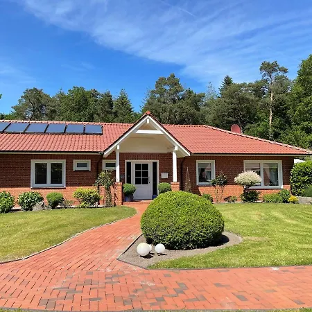 別荘 Ruhiges Am Wald Mit Garten Mit Schlafzimmer Und Schlafnische アウリッヒ