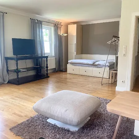 Holiday home Ruhiges Am Wald Mit Garten Mit Schlafzimmer Und Schlafnische *