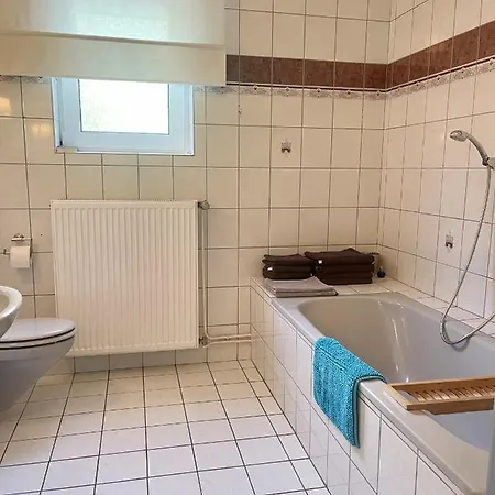 Ruhiges Am Wald Mit Garten Mit Schlafzimmer Und Schlafnische Aurich