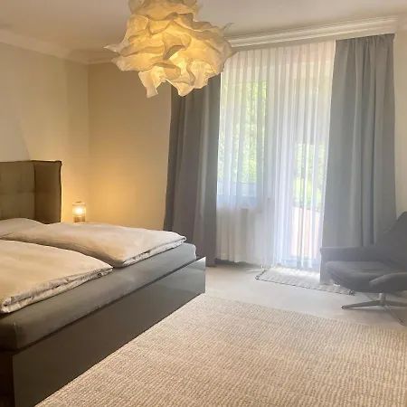 Holiday home Ruhiges Am Wald Mit Garten Mit Schlafzimmer Und Schlafnische *