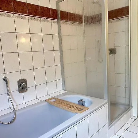 Ruhiges Am Wald Mit Garten Mit Schlafzimmer Und Schlafnische アウリッヒ