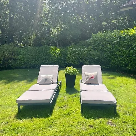Ruhiges Am Wald Mit Garten Mit Schlafzimmer Und Schlafnische アウリッヒ