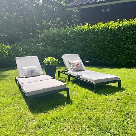 別荘 Ruhiges Am Wald Mit Garten Mit Schlafzimmer Und Schlafnische *