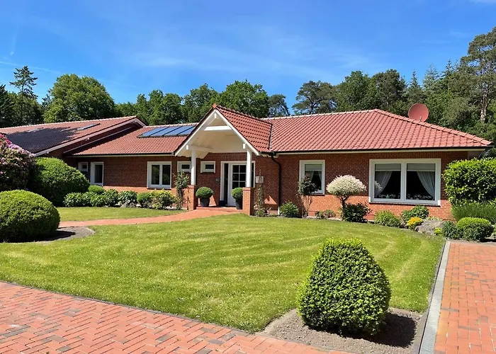 Am Wald Mit Garten Mit 1 Schlafnische Und 1 Schlafzimmer Ferienhaus *