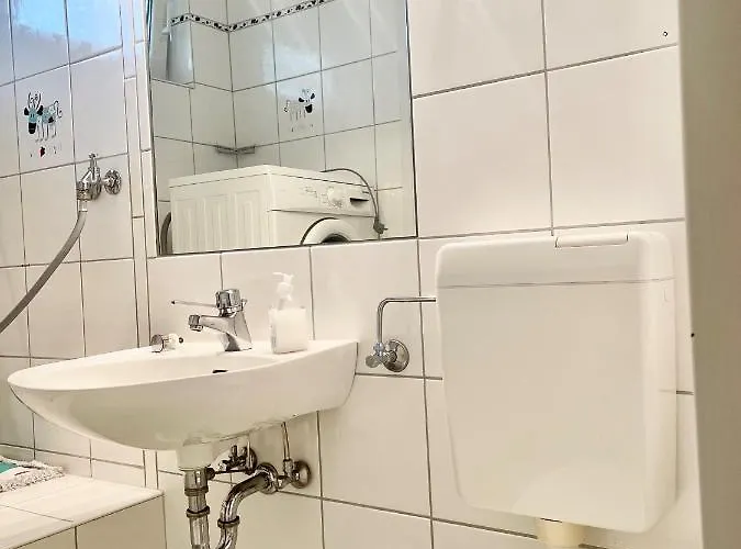 Ruhiges Am Wald Mit Garten Mit Schlafzimmer Und Schlafnische 度假居 奥利希