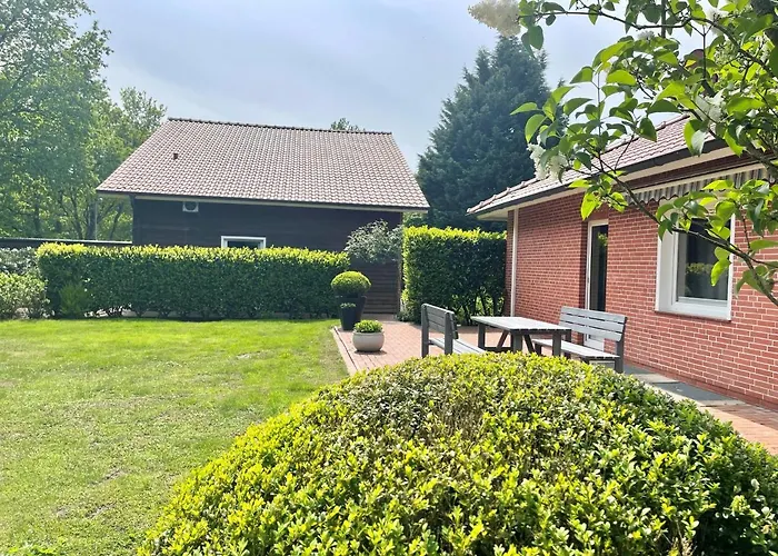 度假居 Ruhiges Am Wald Mit Garten Mit Schlafzimmer Und Schlafnische 奥利希