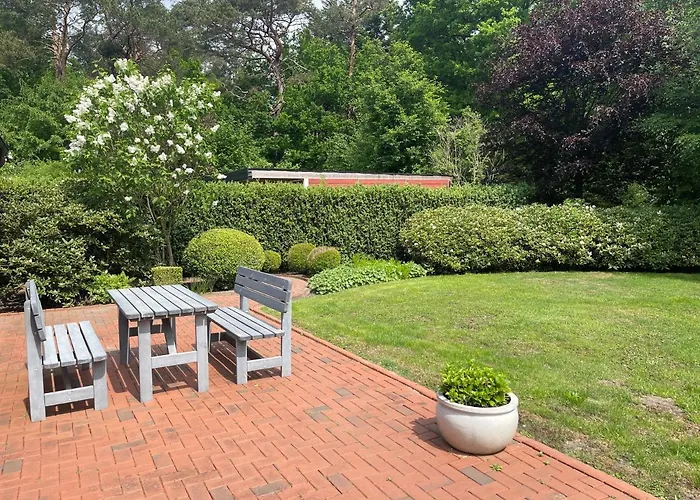 Am Wald Mit Garten Mit 1 Schlafnische Und 1 Schlafzimmer Ferienhaus Aurich (Ostfriesland)